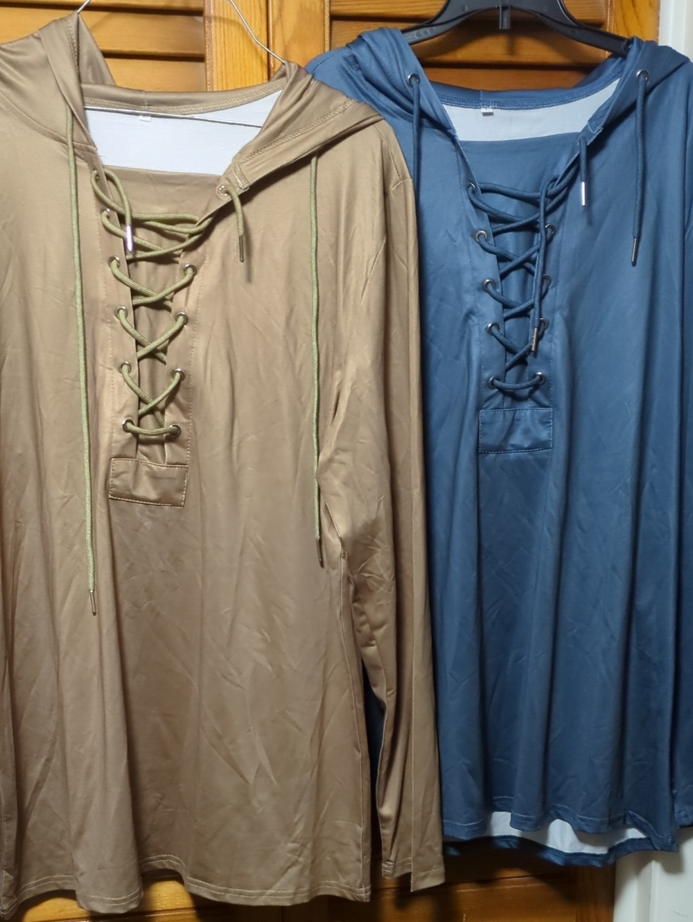 Lot Of 2-Men's Lace-Up Long-sleeved Hoodie Shirt in Tan and Blue Size Large
